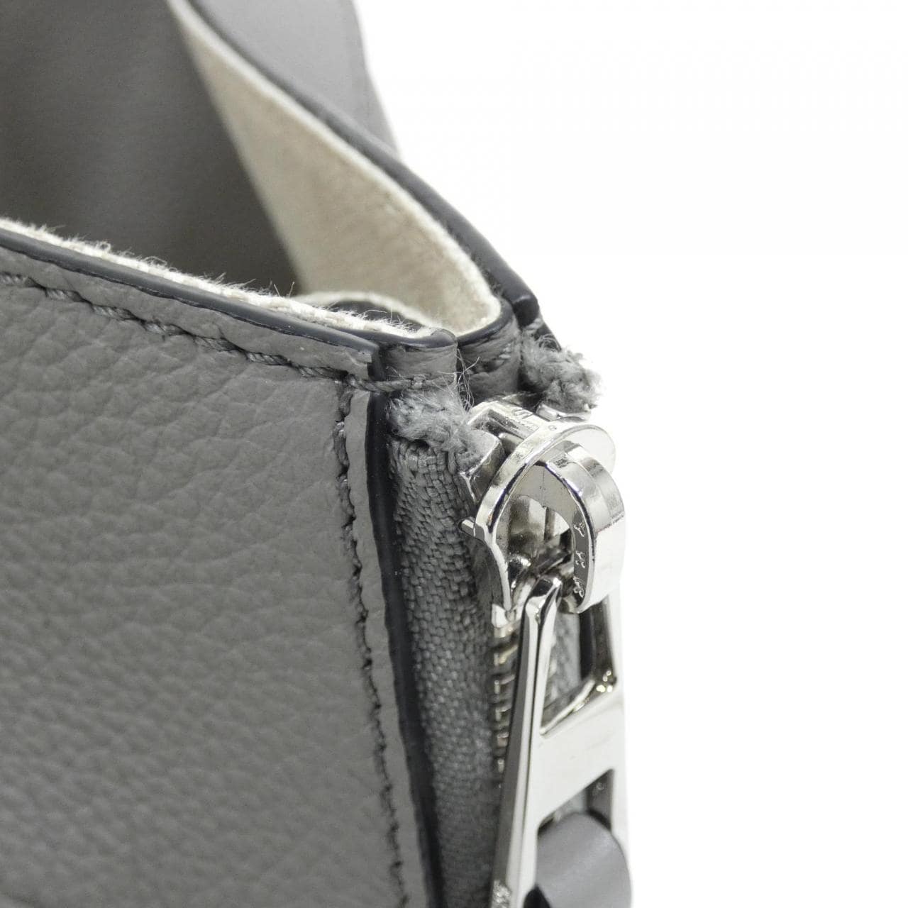 LOEWE Hammock A538H13X03 肩背包 5