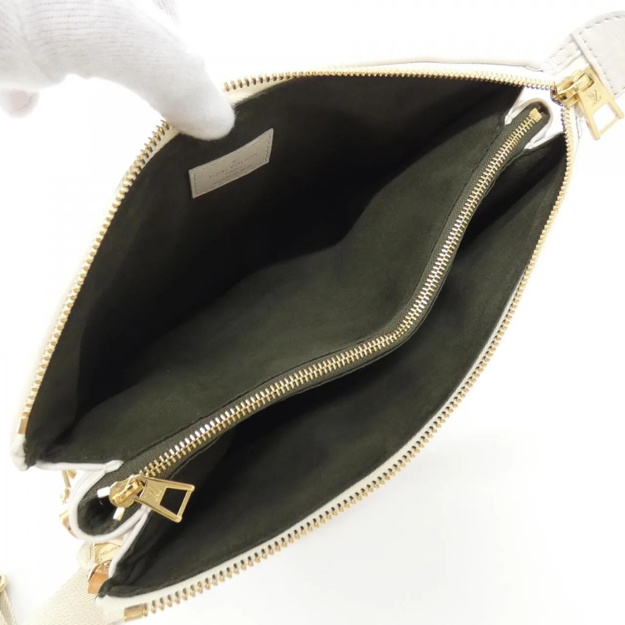 LOUIS VUITTON M57793 Shoulder Lambskin