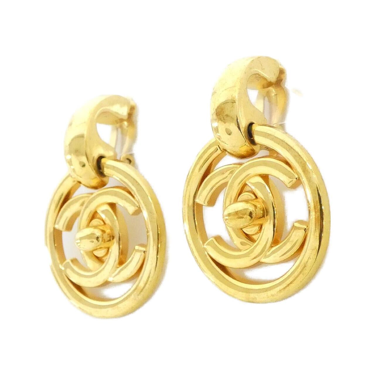 CHANEL Accessories 2