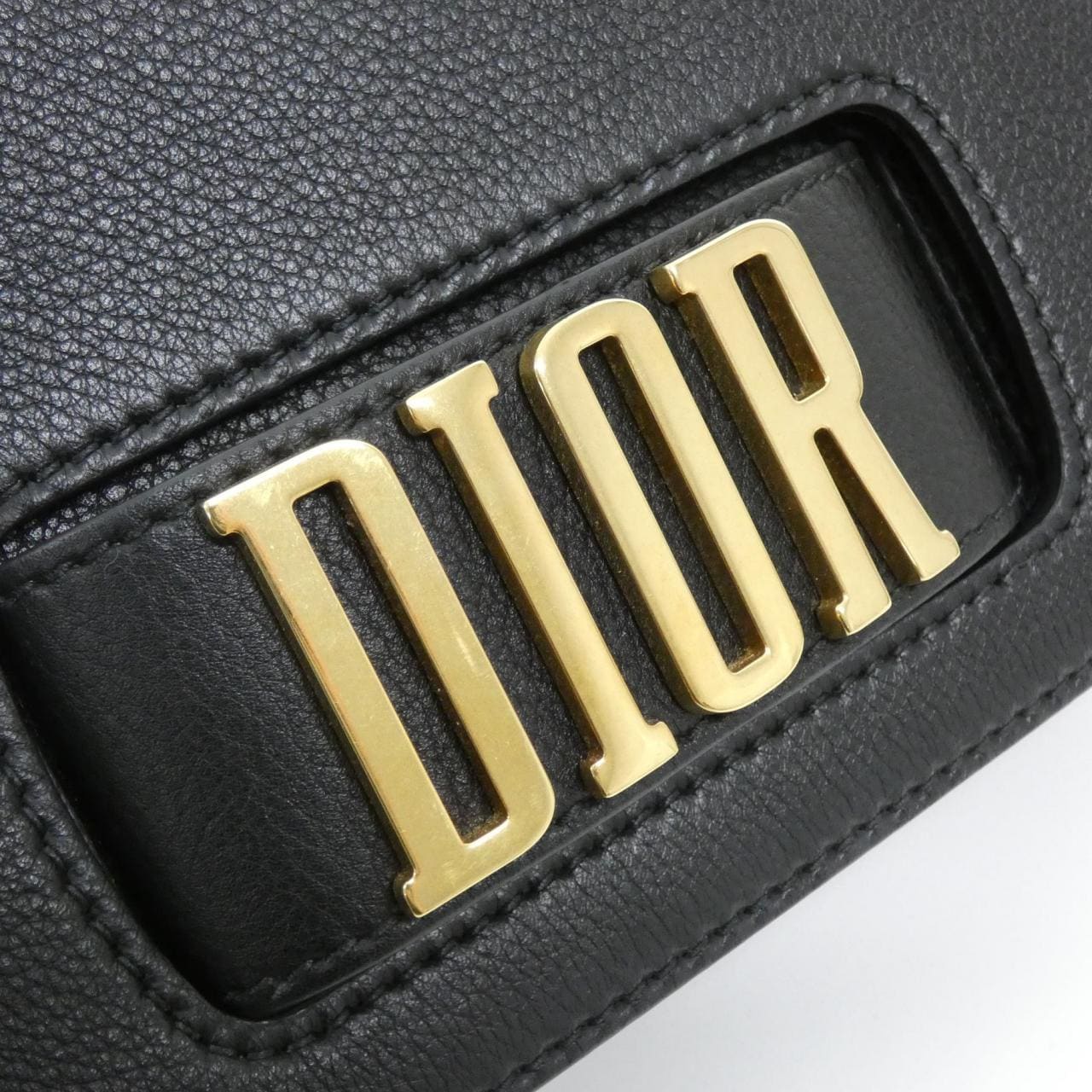DIOR 肩背包 4