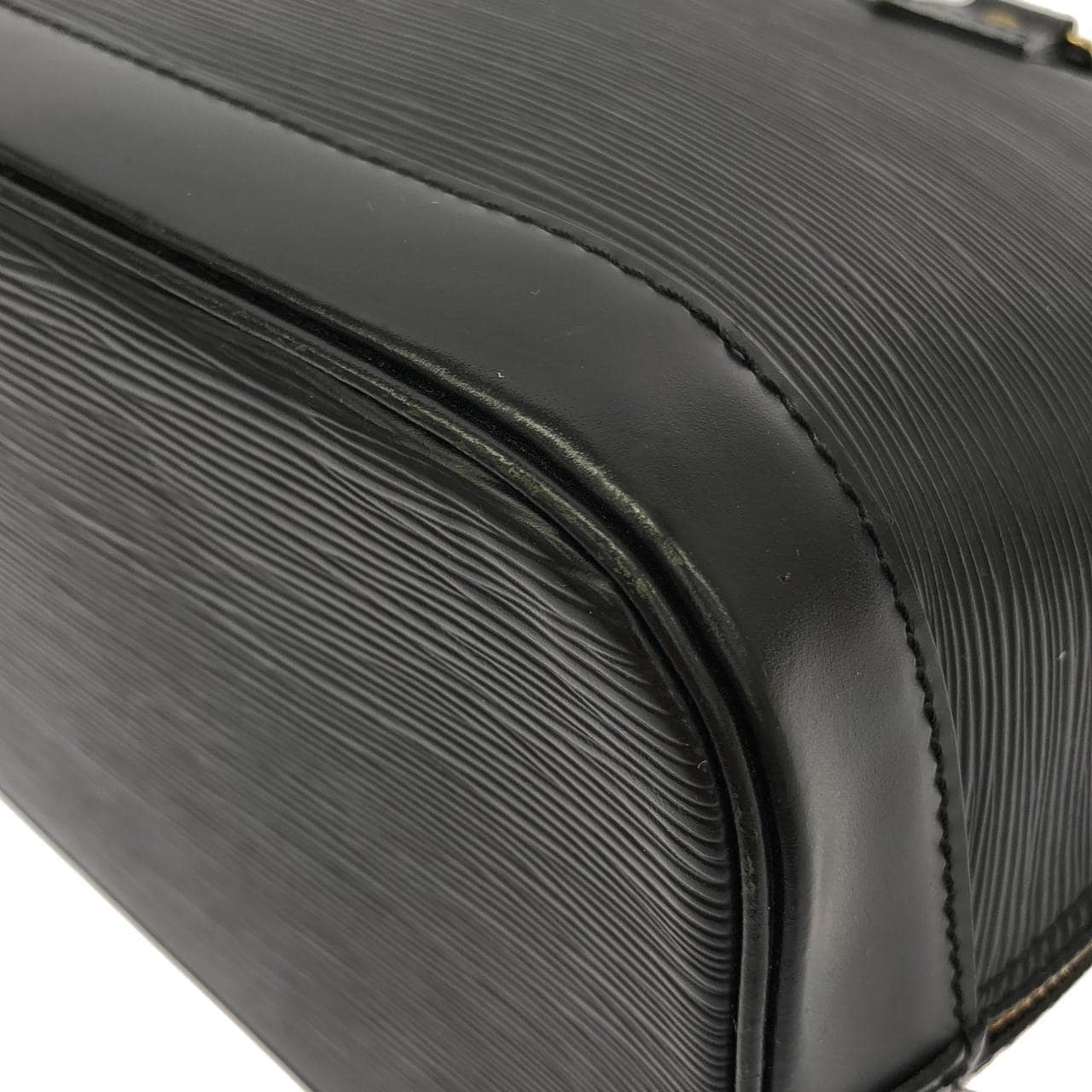 LOUIS VUITTON Alma M52142 Handbag Epi 2