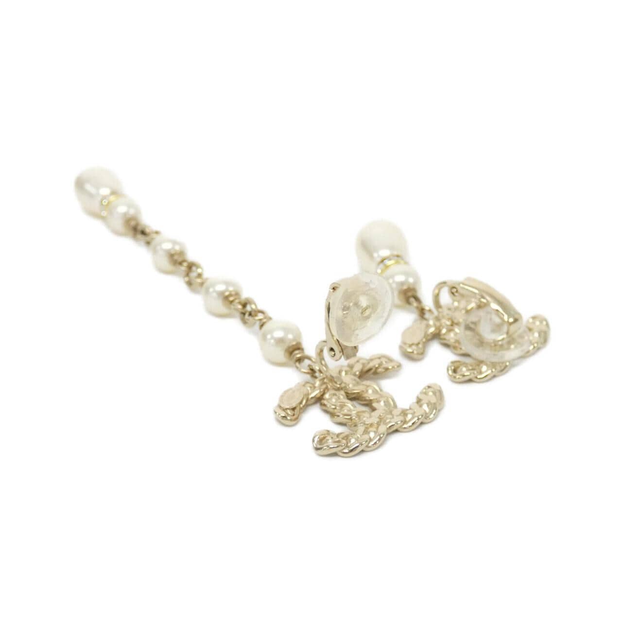 CHANEL Accessories 3