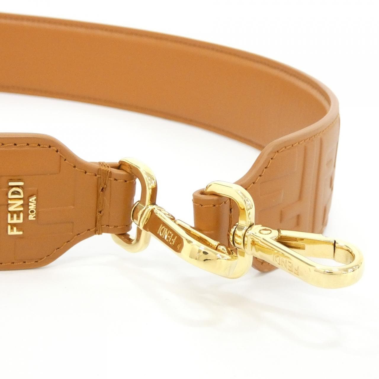 FENDI 8AV077 ALV6 銀包 4