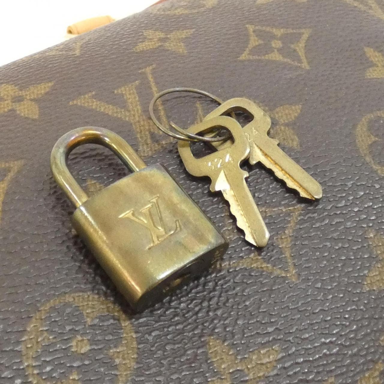 LOUIS VUITTON Speedy M41528 Boston Monogram 3