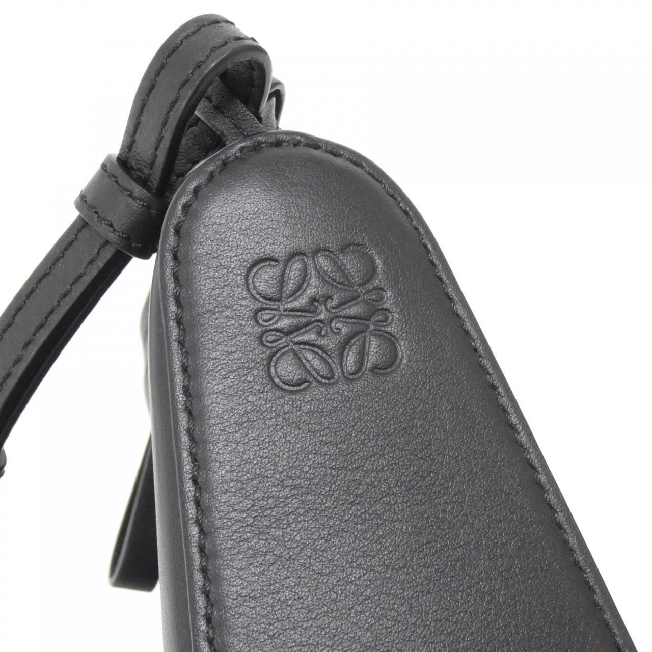 LOEWE Hammock A538G13X01 Shoulder 4