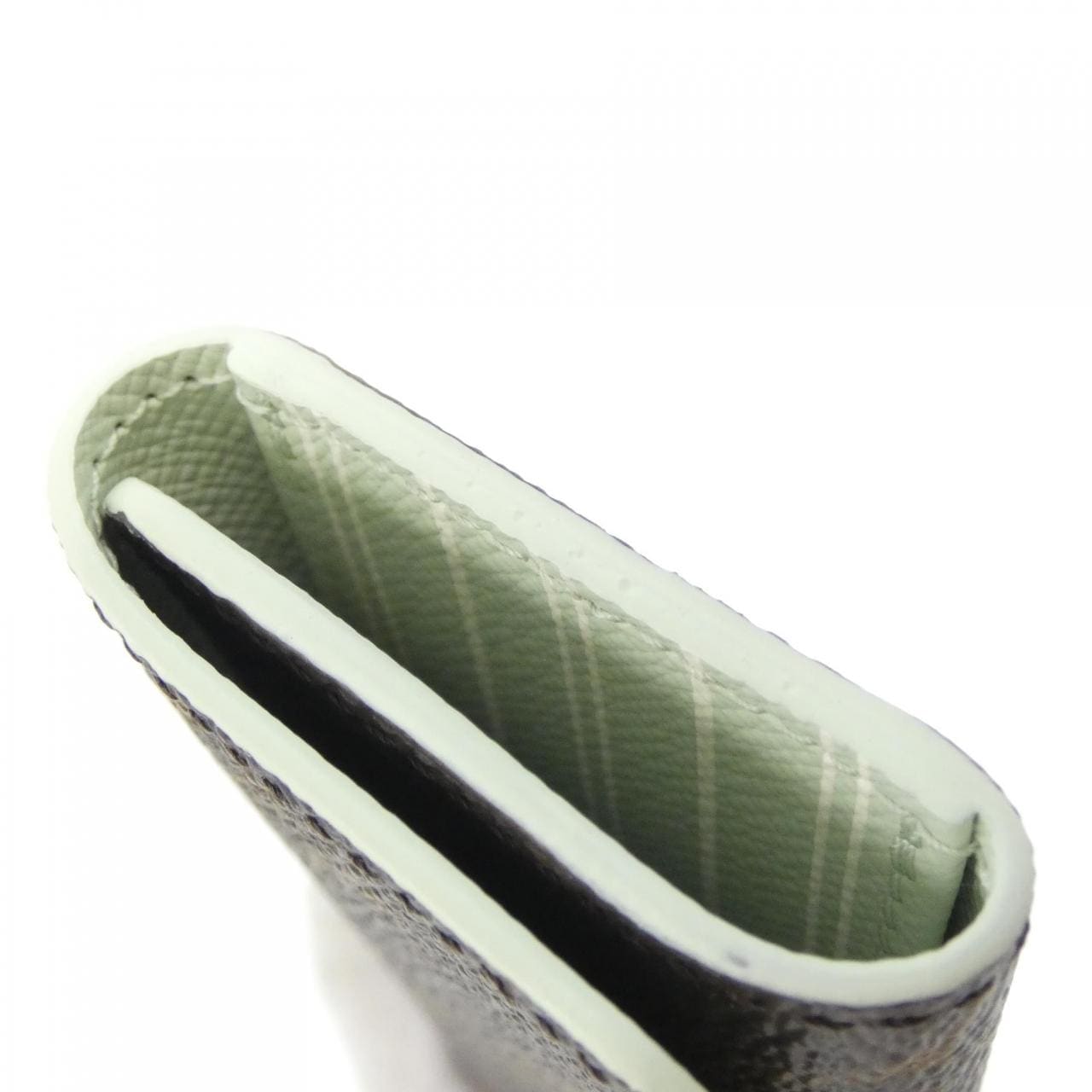 LOUIS VUITTON M2A364 Key Case Monogram 3
