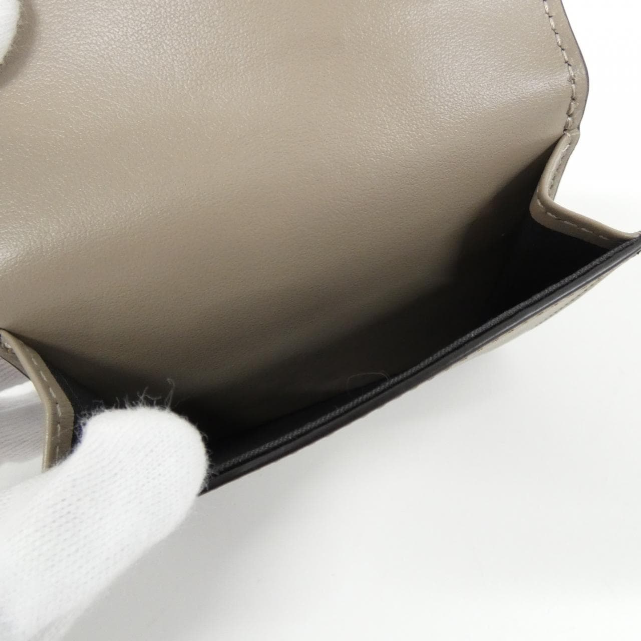 FENDI 8M0480 ALV4 Wallet 4