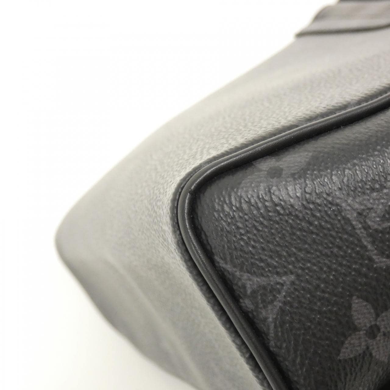 LOUIS VUITTON District M44000 肩背包 Monogram 4