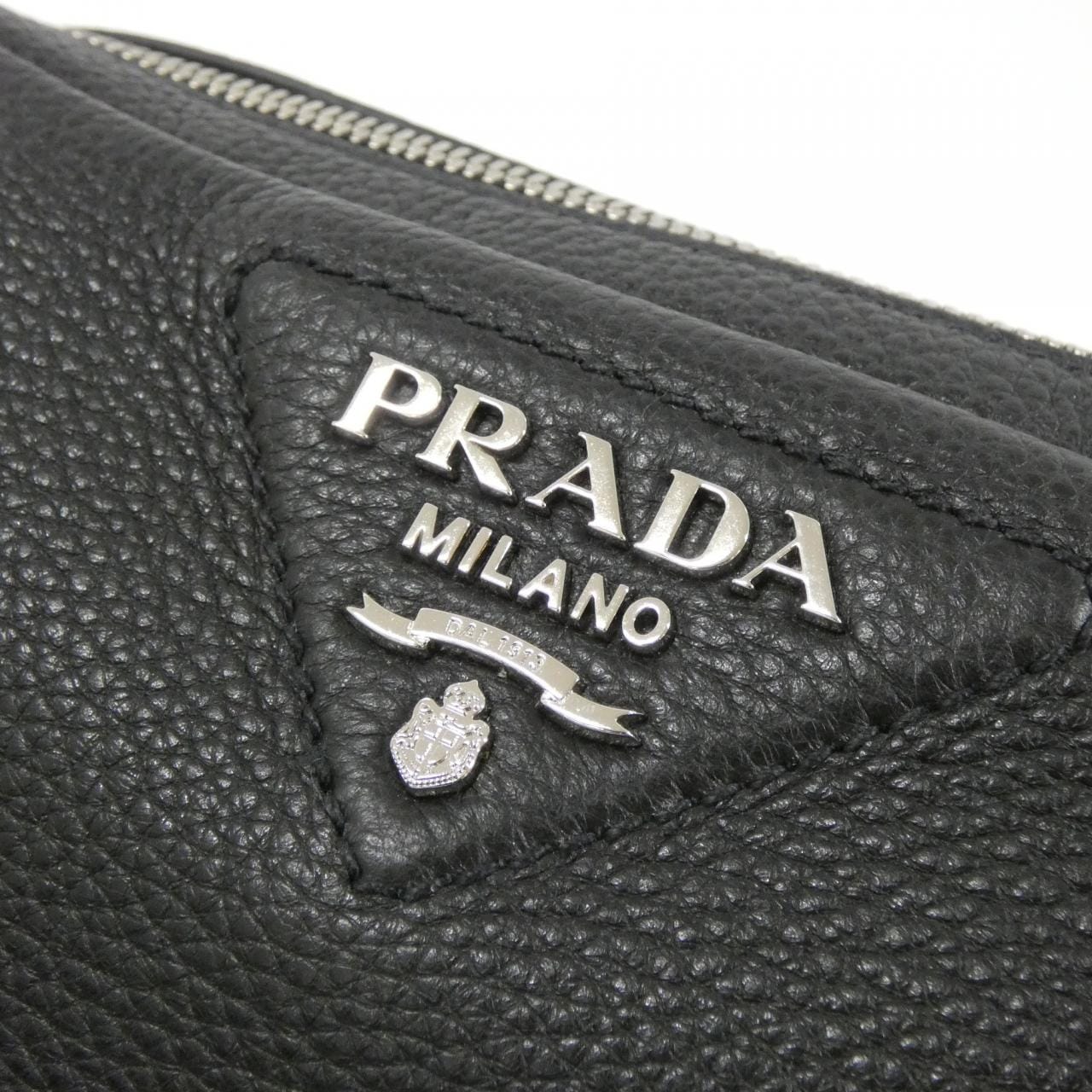 PRADA 1BH082 肩背包 4