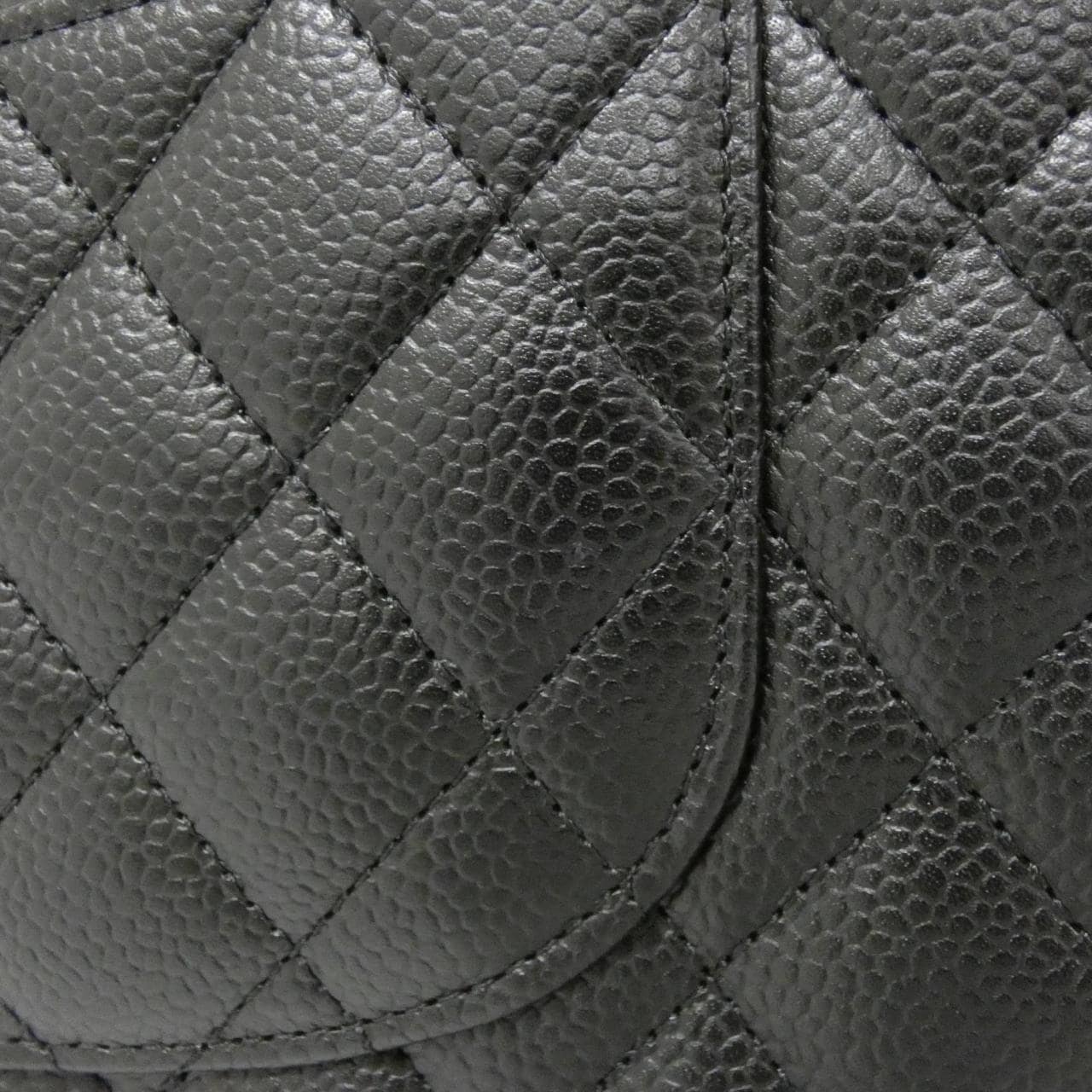 CHANEL Matelasse 1112 Shoulder Grained Calfskin Black Grained Calfskin - Thumbnail 5