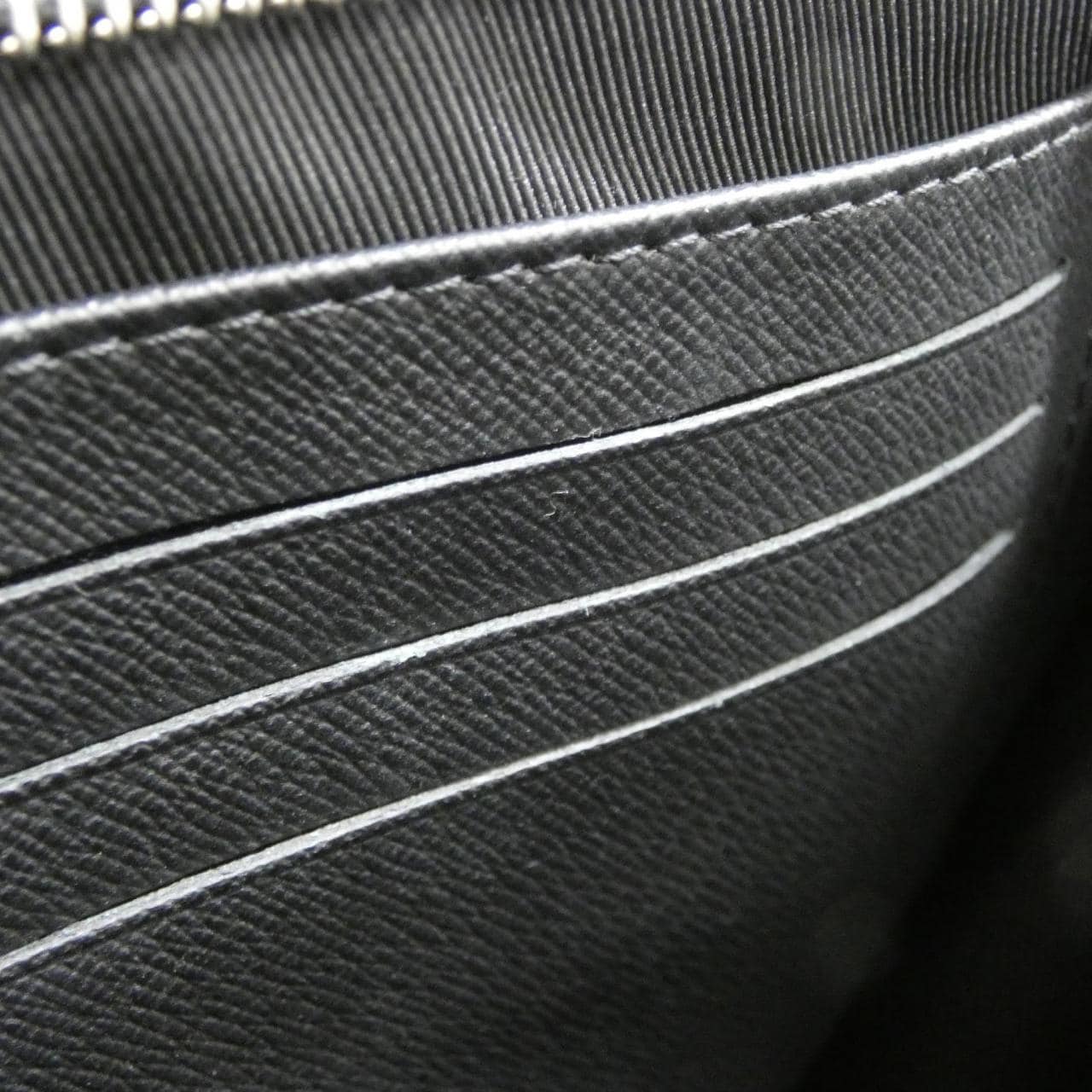 LOUIS VUITTON Pochette M30450 Pochette Black - Thumbnail 8