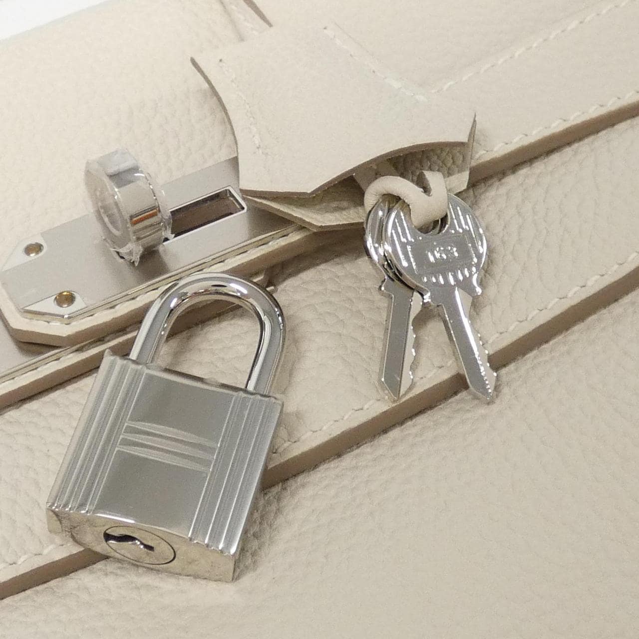 HERMES HERMÈS Kelly Shoulder Bag Togo Black Togo Leather - Thumbnail 4