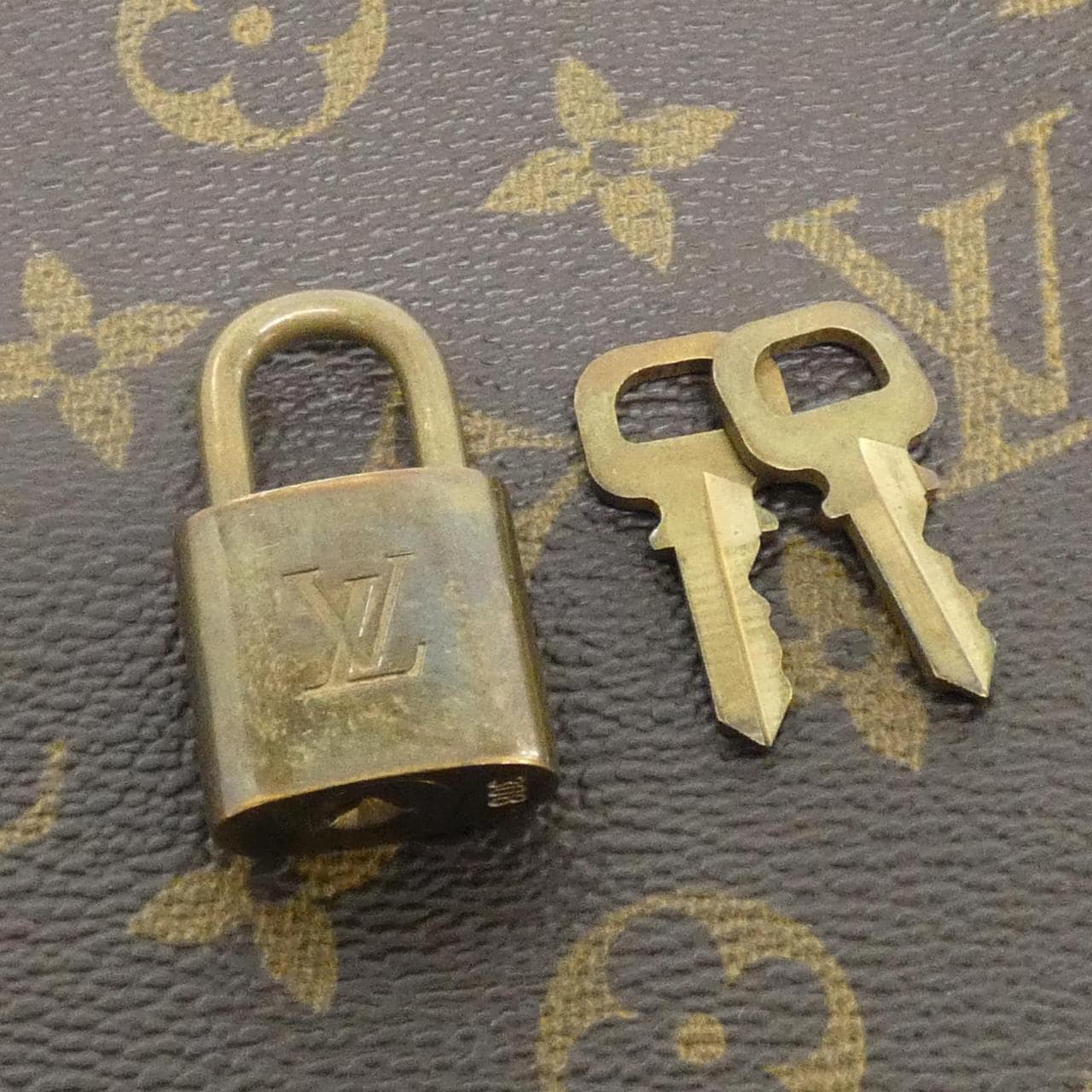 LOUIS VUITTON Keepall M41428 Boston Bag Monogram 黑色 Monogram 中古品B - 縮圖 6