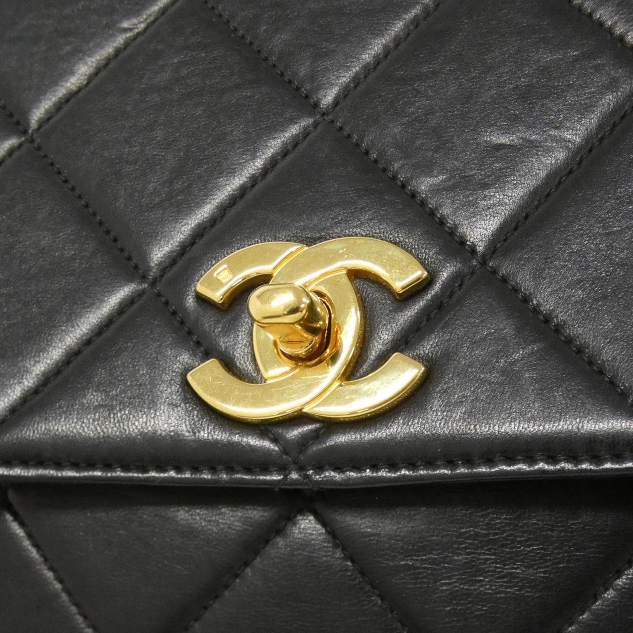 CHANEL Handbag Lambskin Black Lambskin - Thumbnail 4