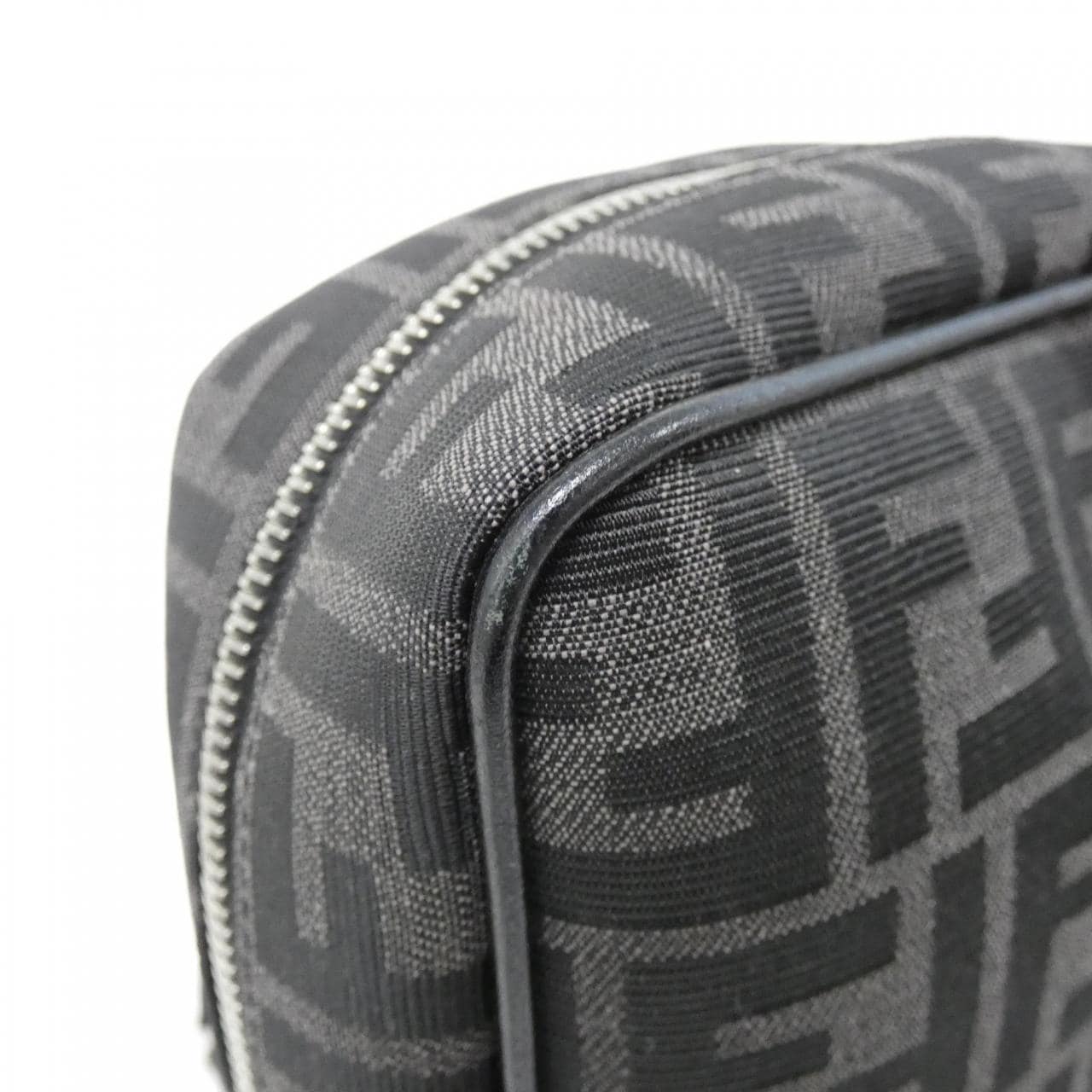 FENDI 7VZ064 AG0M Shoulder Canvas 4