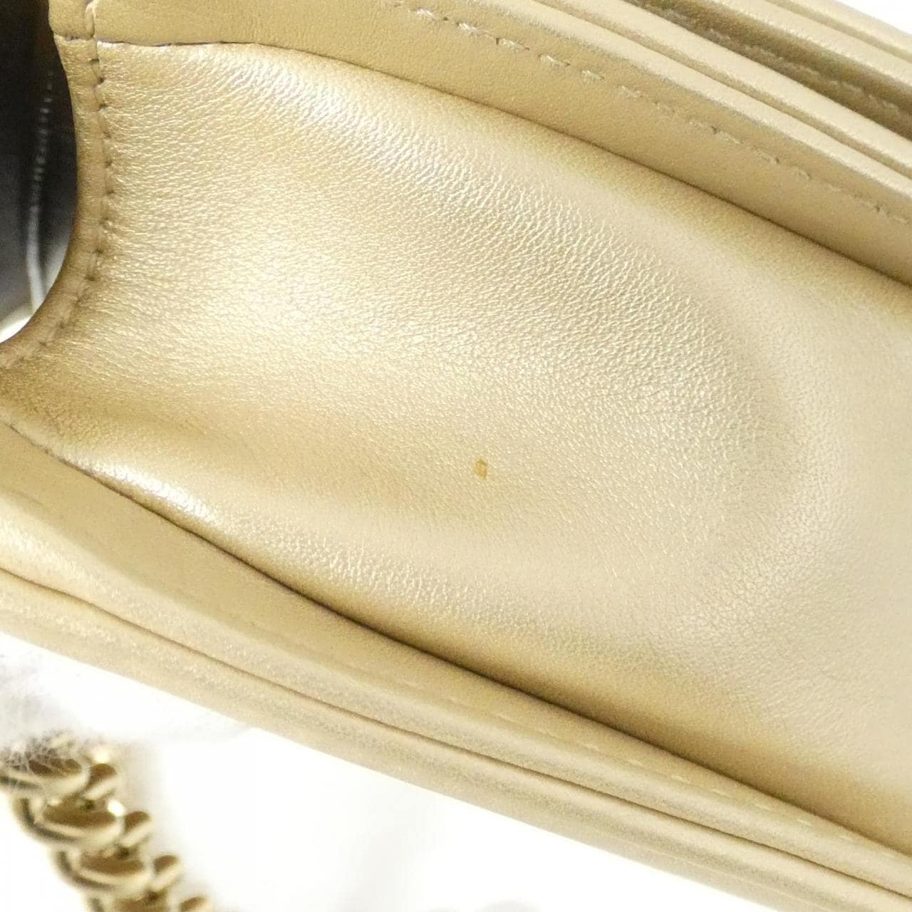 CHANEL Boy Chanel Shoulder Bag Python Gold Python - Thumbnail 5