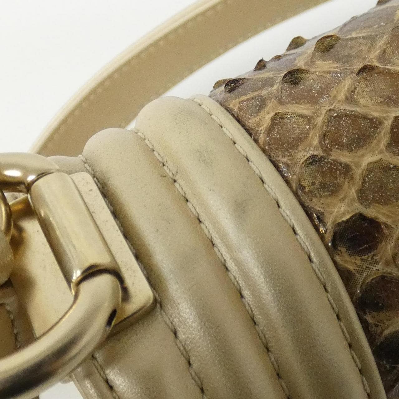 CHANEL Boy Chanel Shoulder Bag Python Gold Python - Thumbnail 6