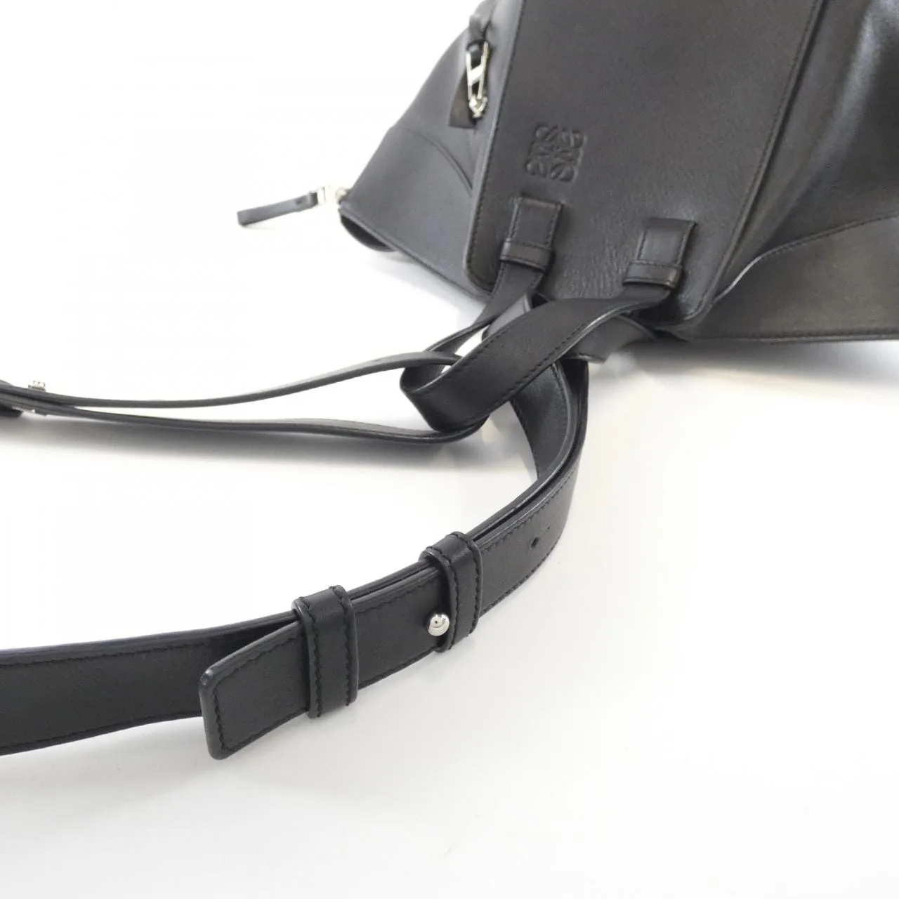 LOEWE Hammock 387 30 S35 Shoulder 黑色 中古品A - 縮圖 4