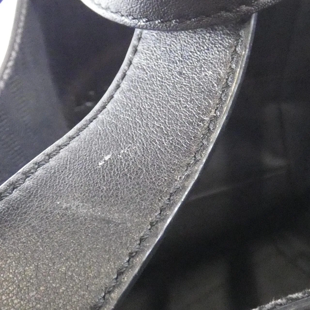 LOEWE Hammock 387 30 S35 Shoulder 黑色 中古品A - 縮圖 5