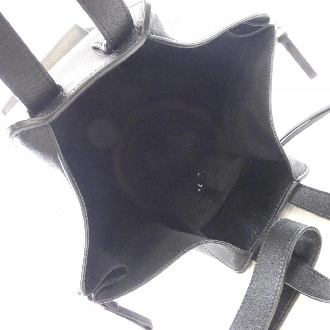 LOEWE Hammock 387 30 S35 Shoulder 黑色 中古品A - 縮圖 6