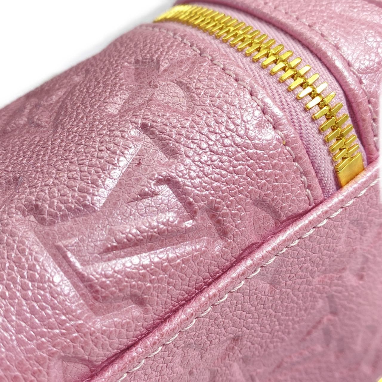 LOUIS VUITTON M82168 Pouch Monogram Black Monogram - Thumbnail 4