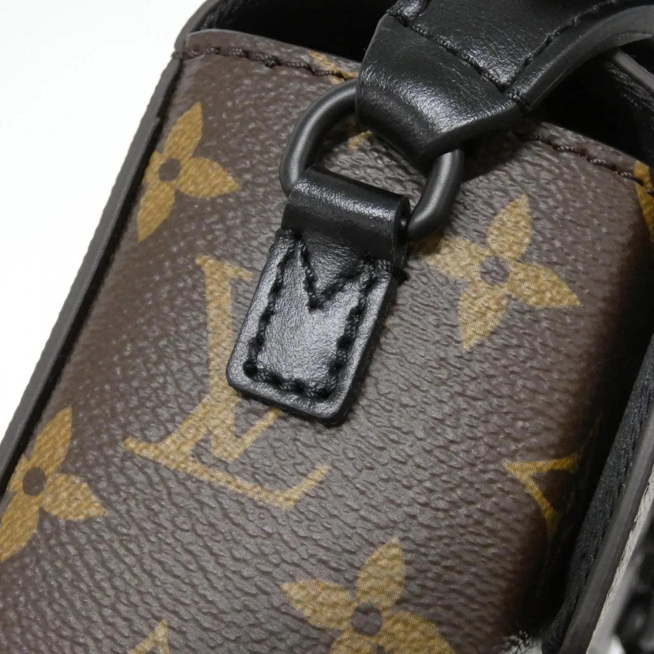 LOUIS VUITTON M83613 Shoulder Monogram Black Monogram Rank A - Thumbnail 5