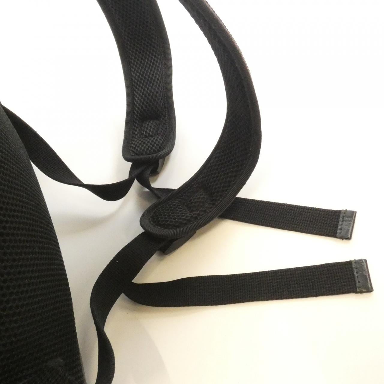 GUCCI 406370 KU2KX Backpack Canvas 黑色 帆布 中古品B - 縮圖 5