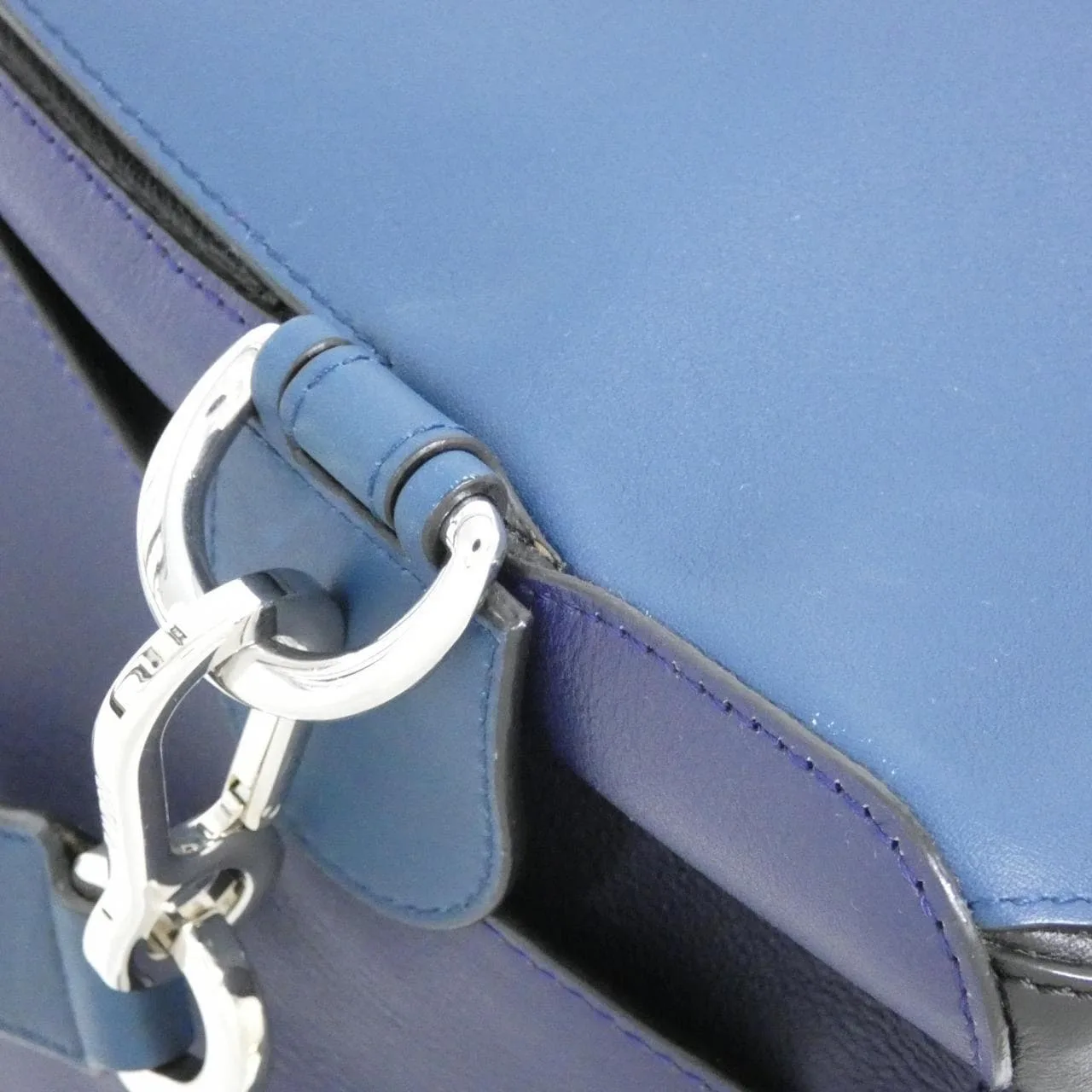 LOEWE Puzzle 322 30UM46 Shoulder 藍色 中古品A - 縮圖 7