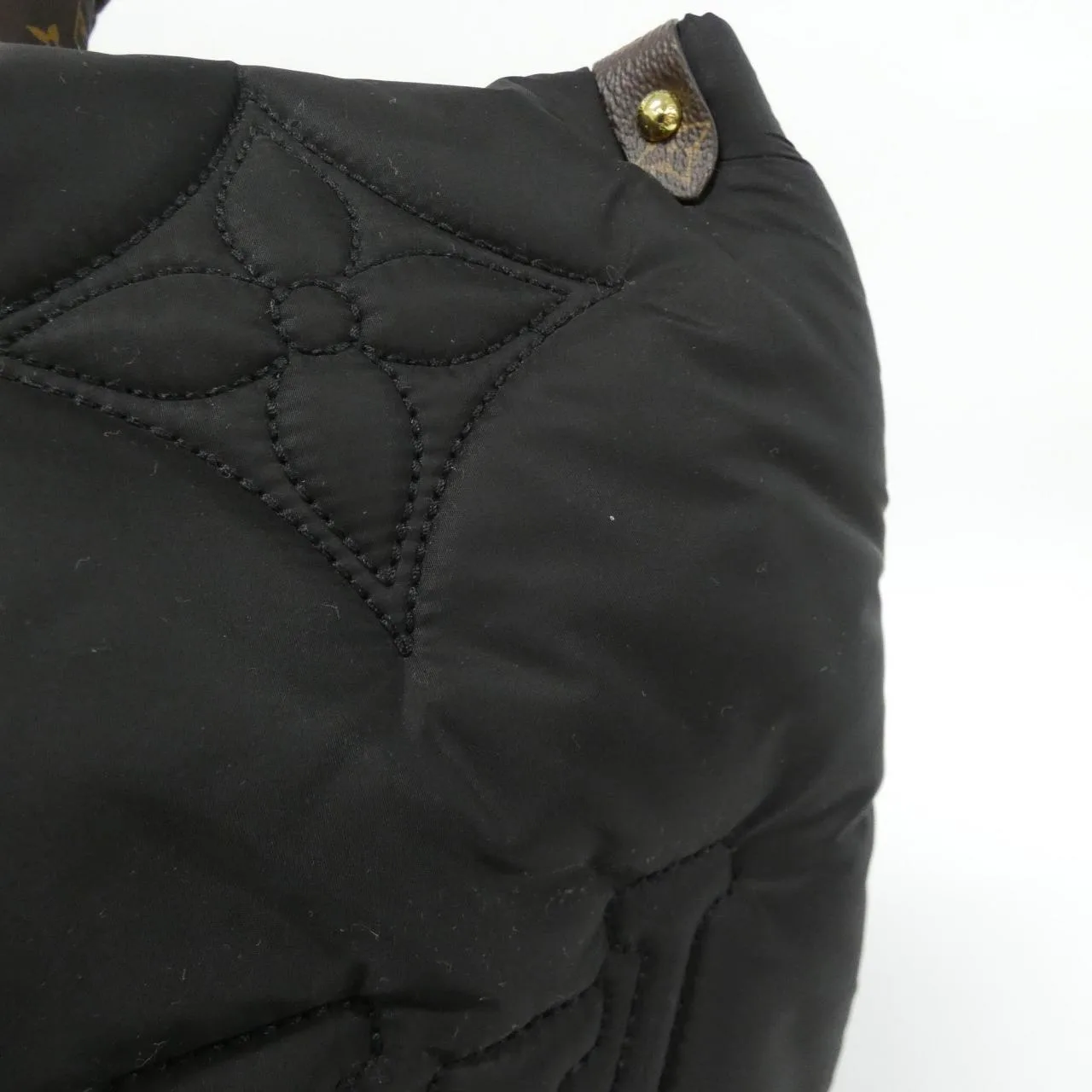 LOUIS VUITTON OnTheGo M59005 Handbag Monogram Black Monogram Rank A - Thumbnail 3