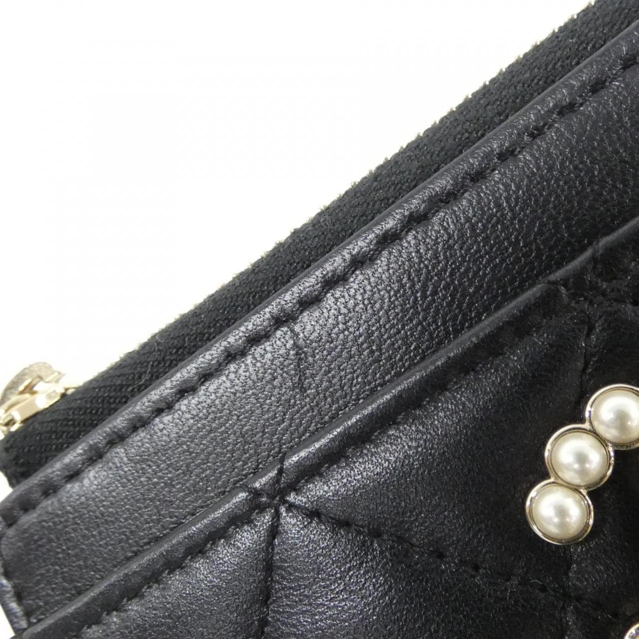 CHANEL Chanel 19 AP3816 Card Case Lambskin 3
