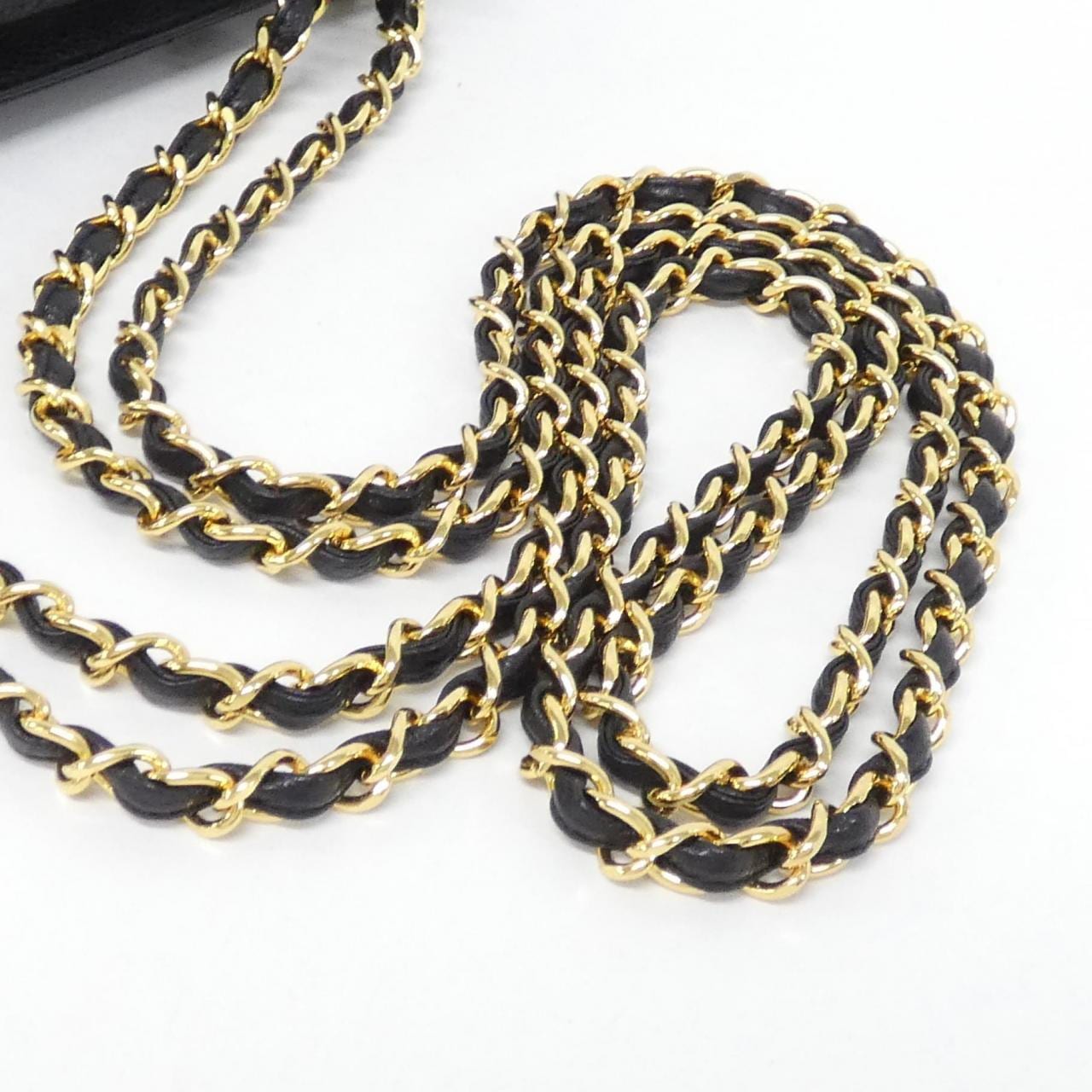 CHANEL Matelasse 07205 Shoulder Bag Caviar Leather 黑色 Caviar Leather 中古品A - 縮圖 8