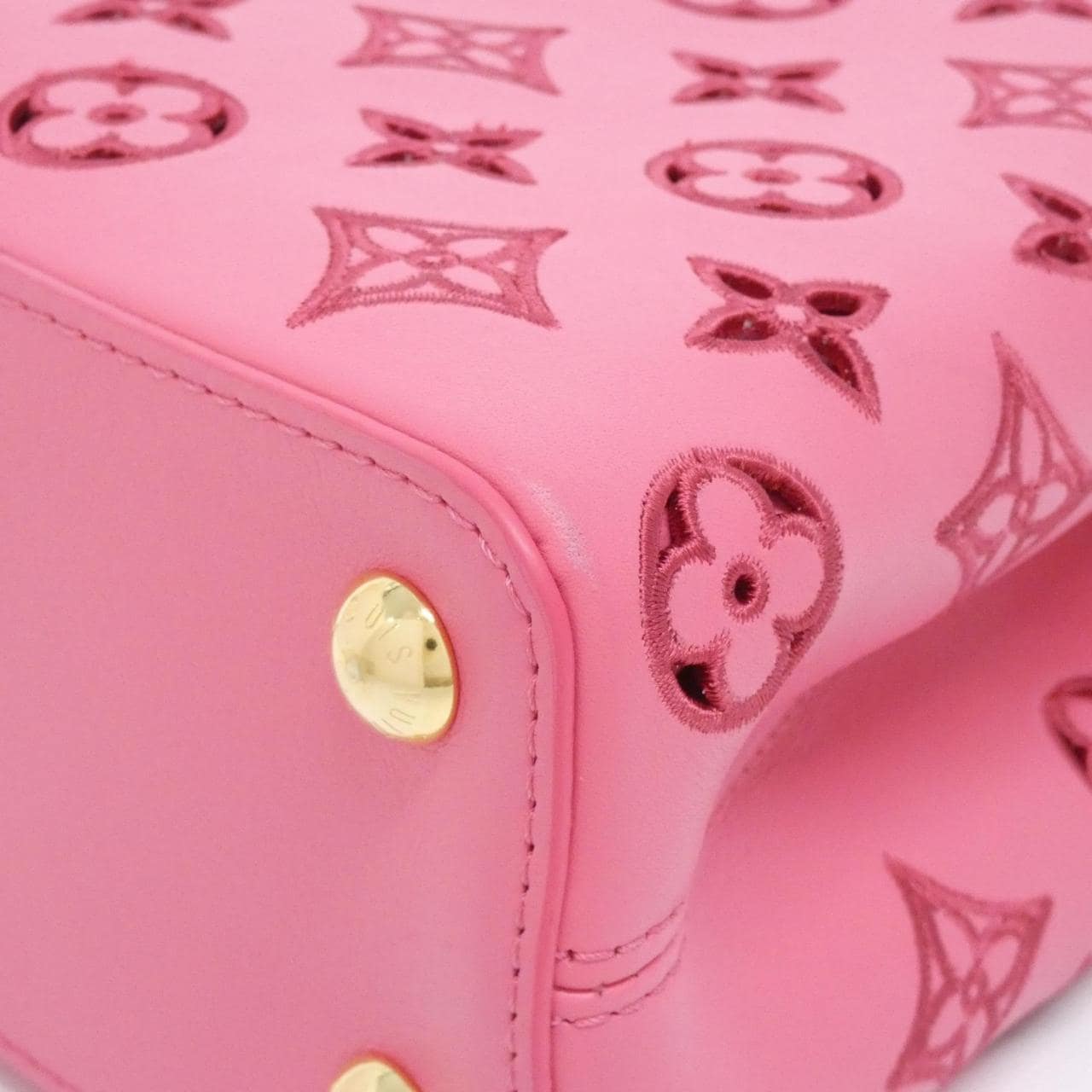 LOUIS VUITTON Capucines Handbag Pink Rank A - Thumbnail 3