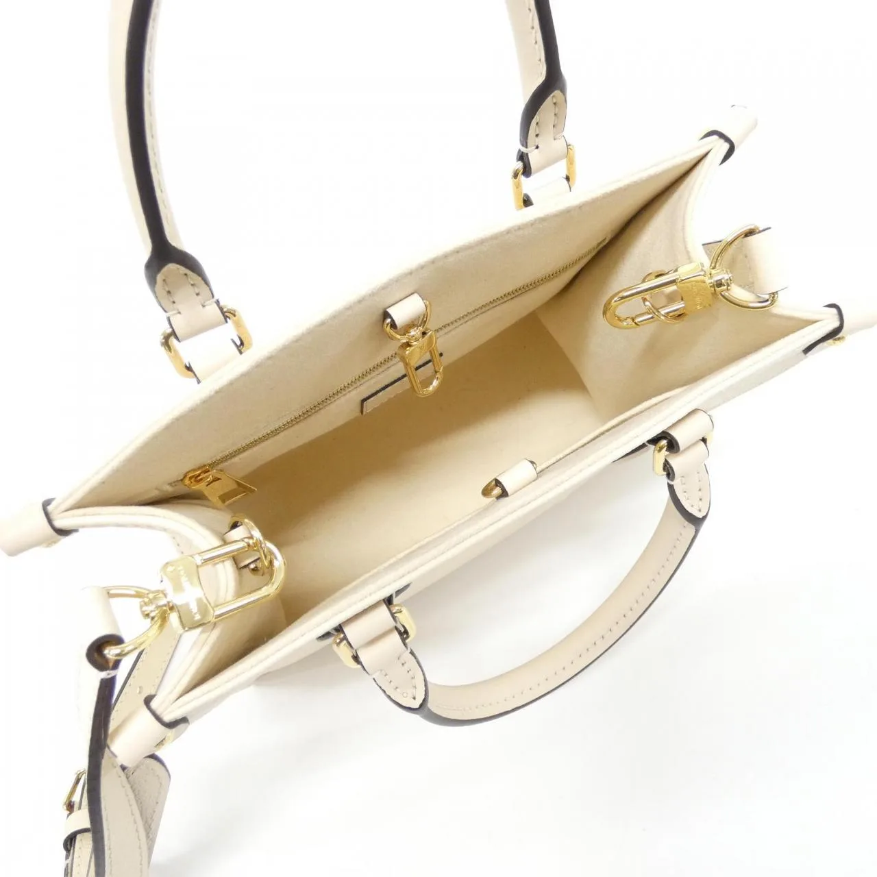 LOUIS VUITTON OnTheGo M46569 Handbag Monogram 黑色 Monogram 中古品A - 縮圖 6