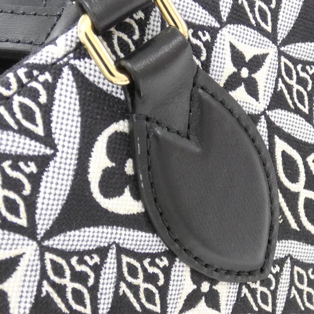 LOUIS VUITTON OnTheGo M57207 Bag Black Rank A - Thumbnail 3