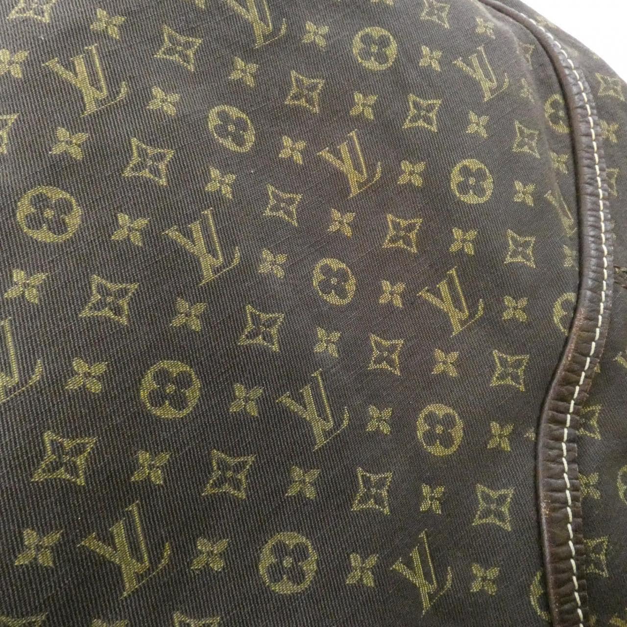 LOUIS VUITTON M95619 Shoulder Monogram 3