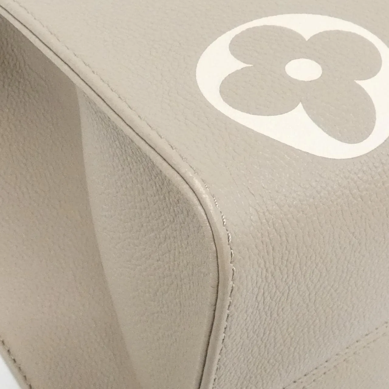 LOUIS VUITTON OnTheGo M45494 Handbag Monogram 黑色 Monogram 中古品A - 縮圖 2