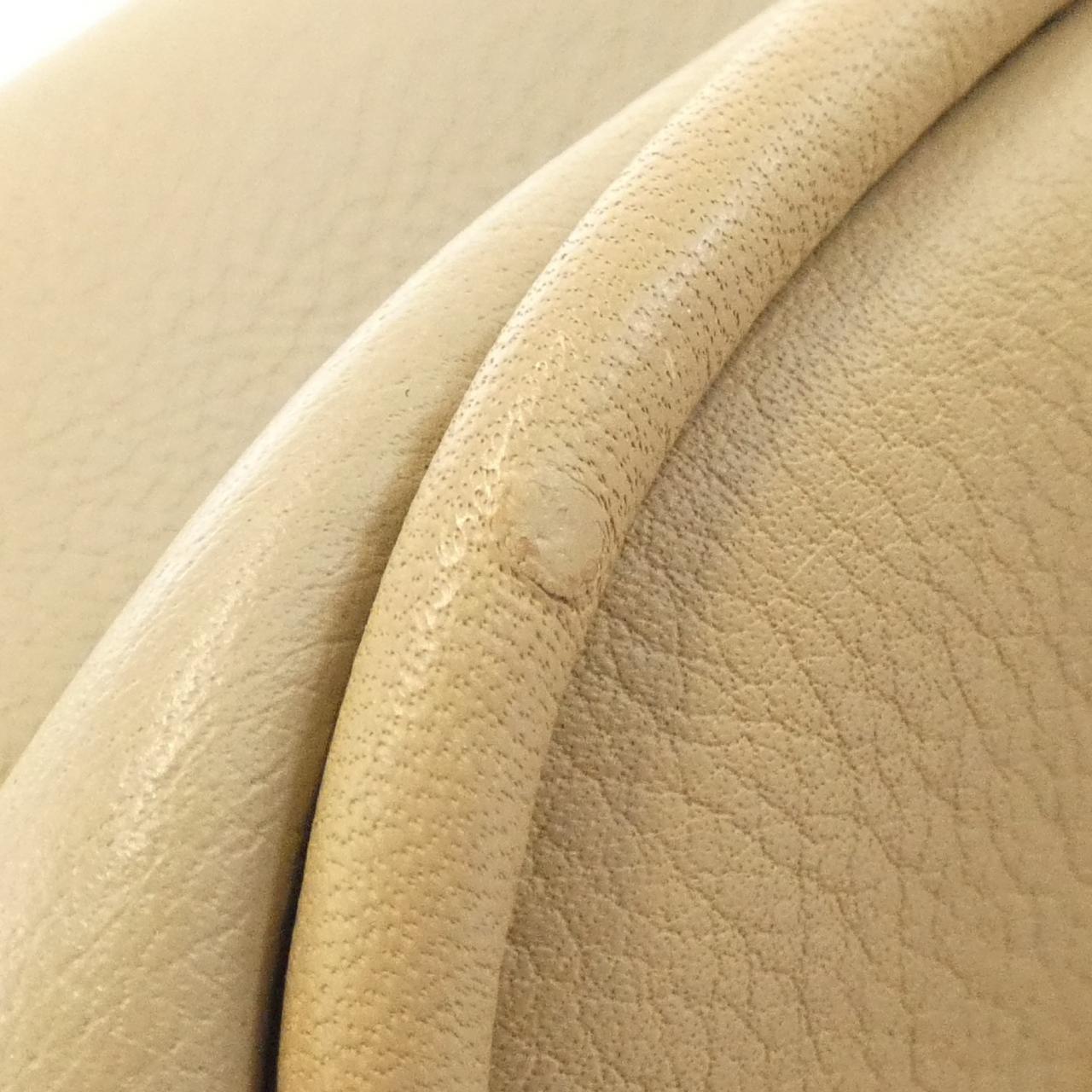 LOEWE Amazona 301 30 L03 Handbag 4