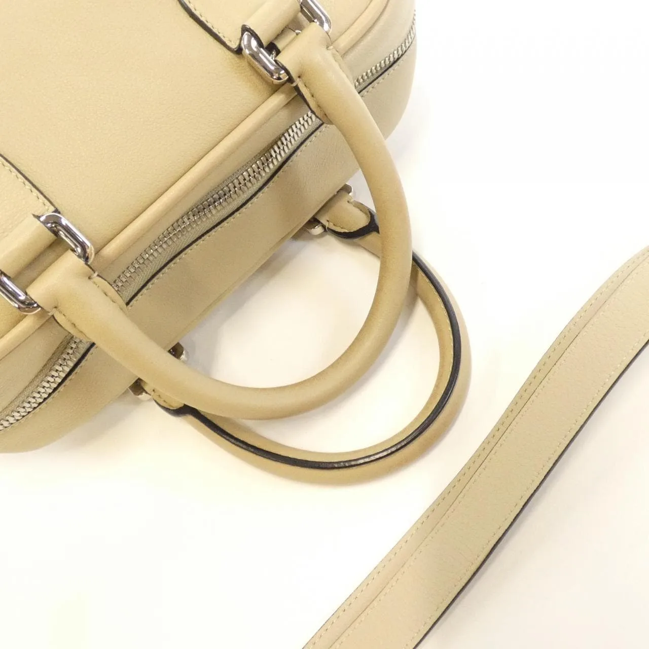 LOEWE Amazona 301 30 L03 Handbag 黑色 中古品B - 縮圖 5