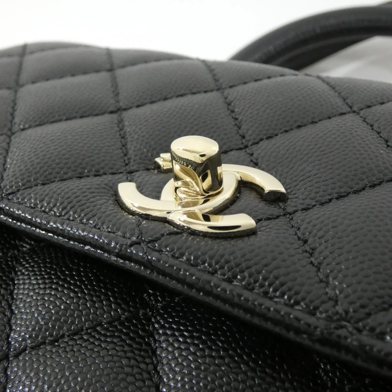 CHANEL Matelasse 92990 Handbag Grained Calfskin Black Grained Calfskin Rank A - Thumbnail 4