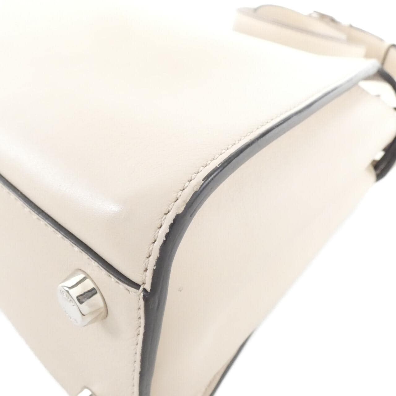 FENDI Peekaboo 8BN302 SMQ Bag Black - Thumbnail 2