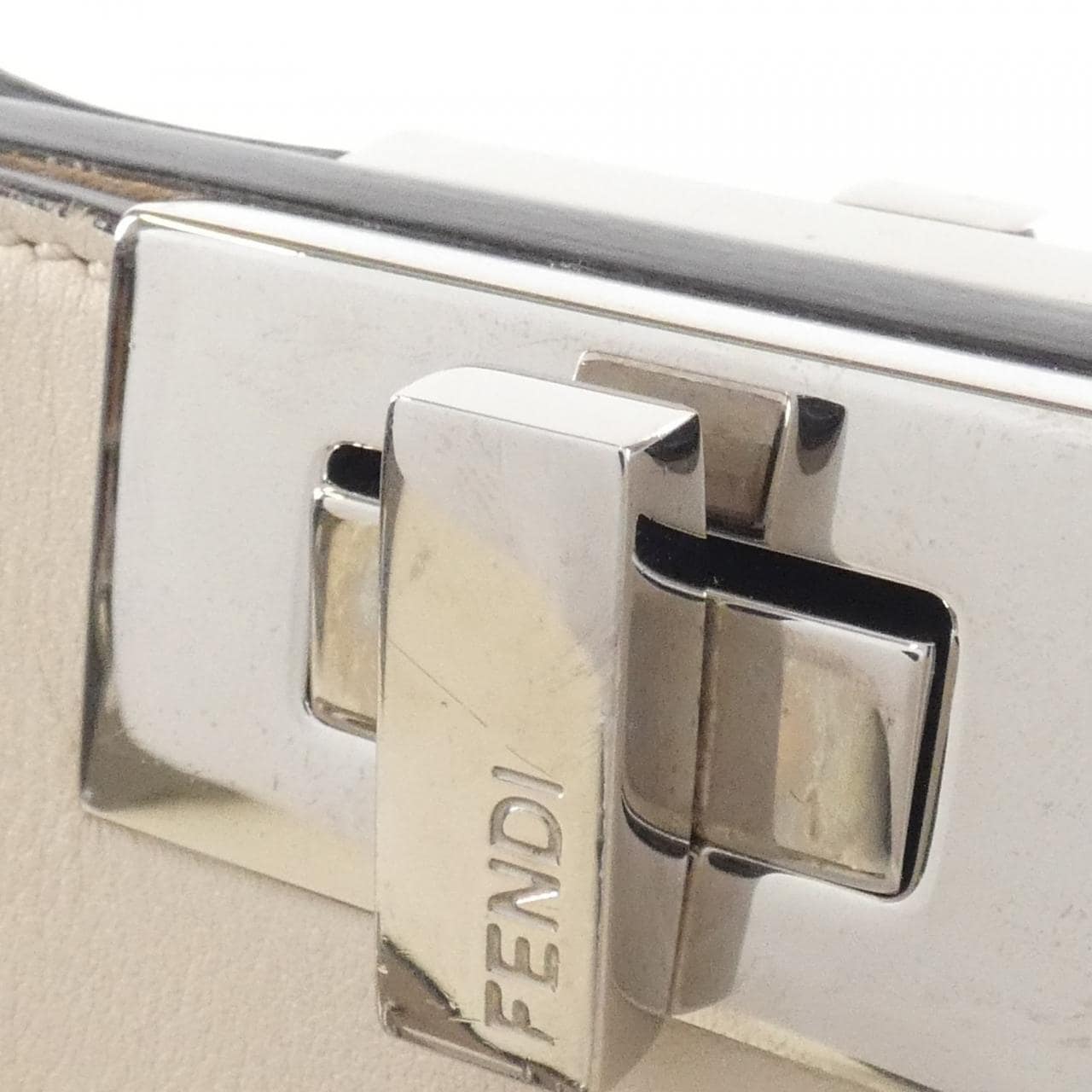 FENDI Peekaboo 8BN302 SMQ Bag Black - Thumbnail 3