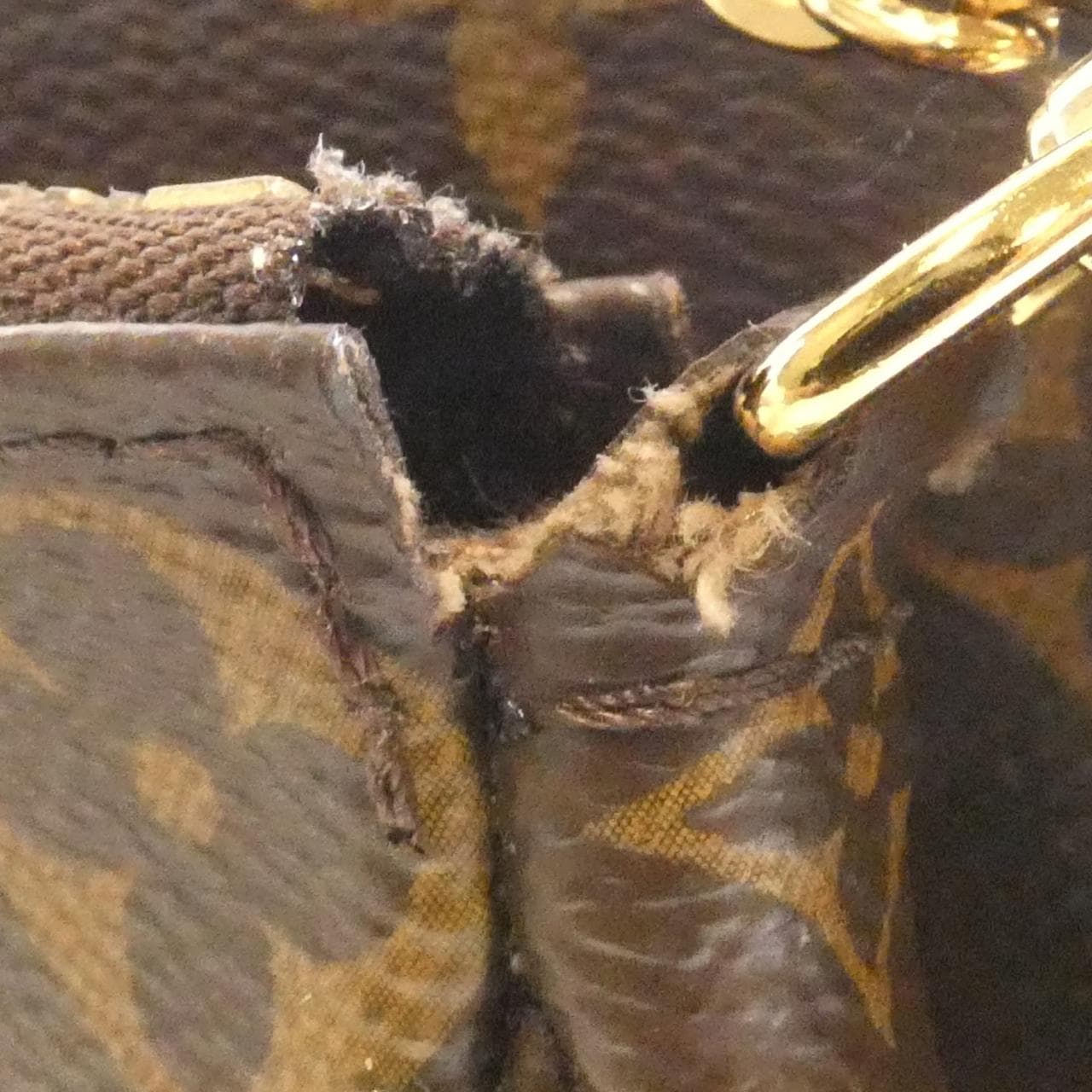 LOUIS VUITTON Pochette M44813 Shoulder Monogram Black Monogram - Thumbnail 8