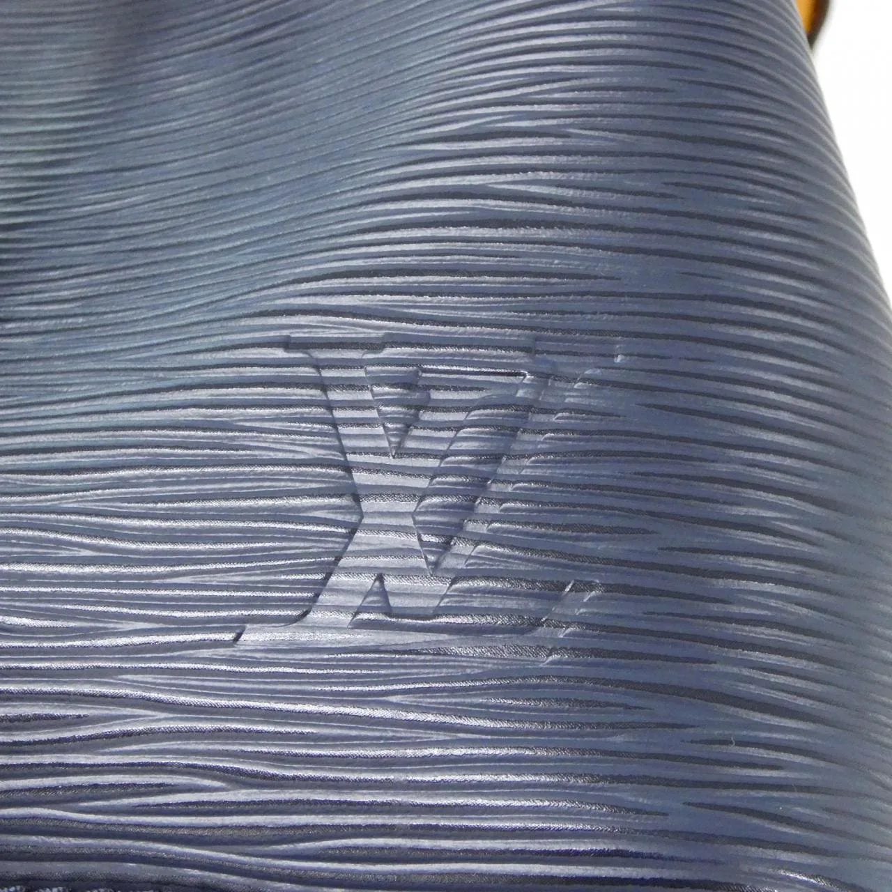 LOUIS VUITTON M53610 Shoulder Epi 黑色 Epi 中古品A - 縮圖 4