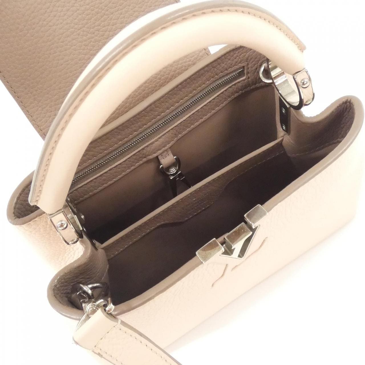 LOUIS VUITTON Capucines M94704 Bag 黑色 中古品A - 縮圖 8