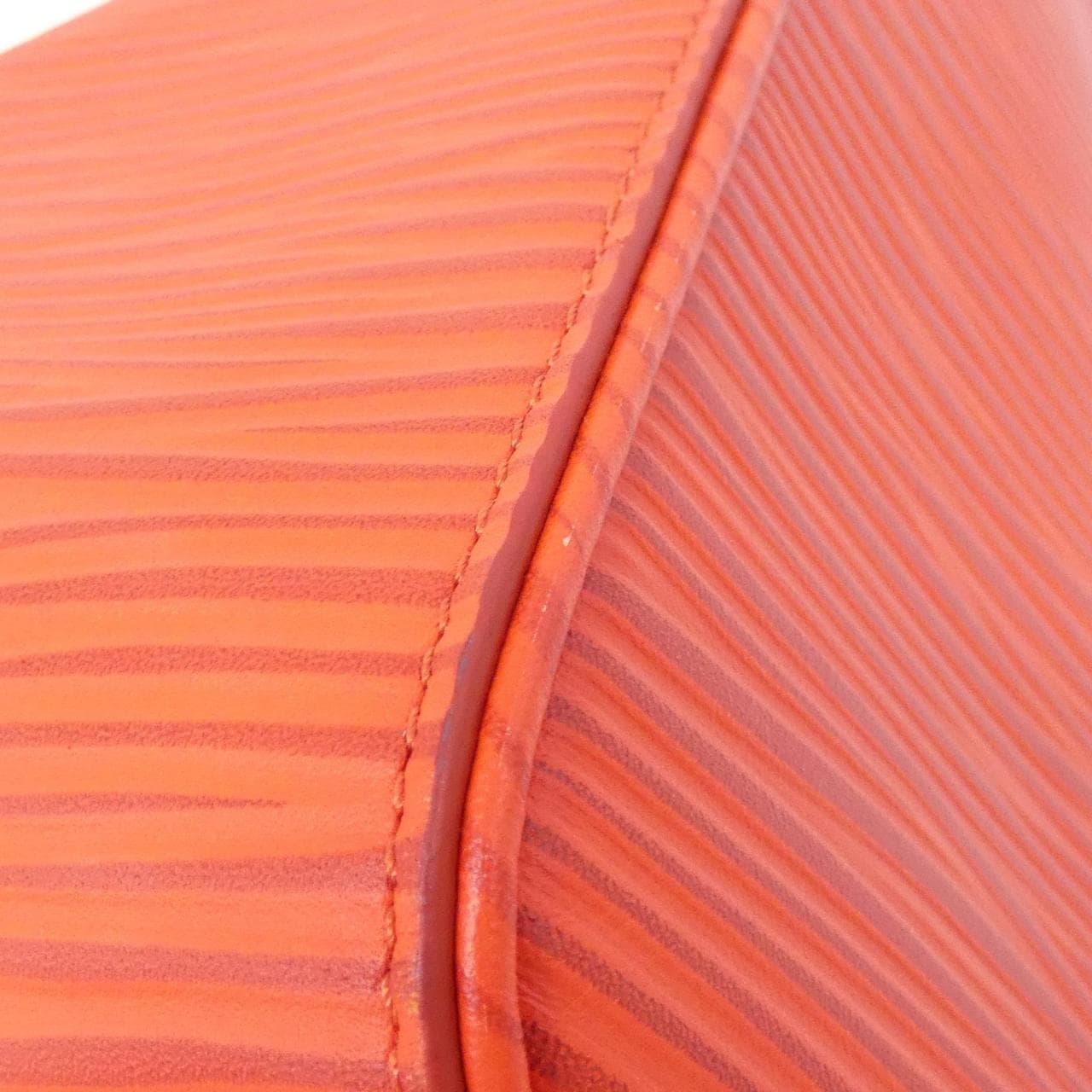 LOUIS VUITTON Keepall M23721 Bag Epi 紅色 Epi 中古品A - 縮圖 4