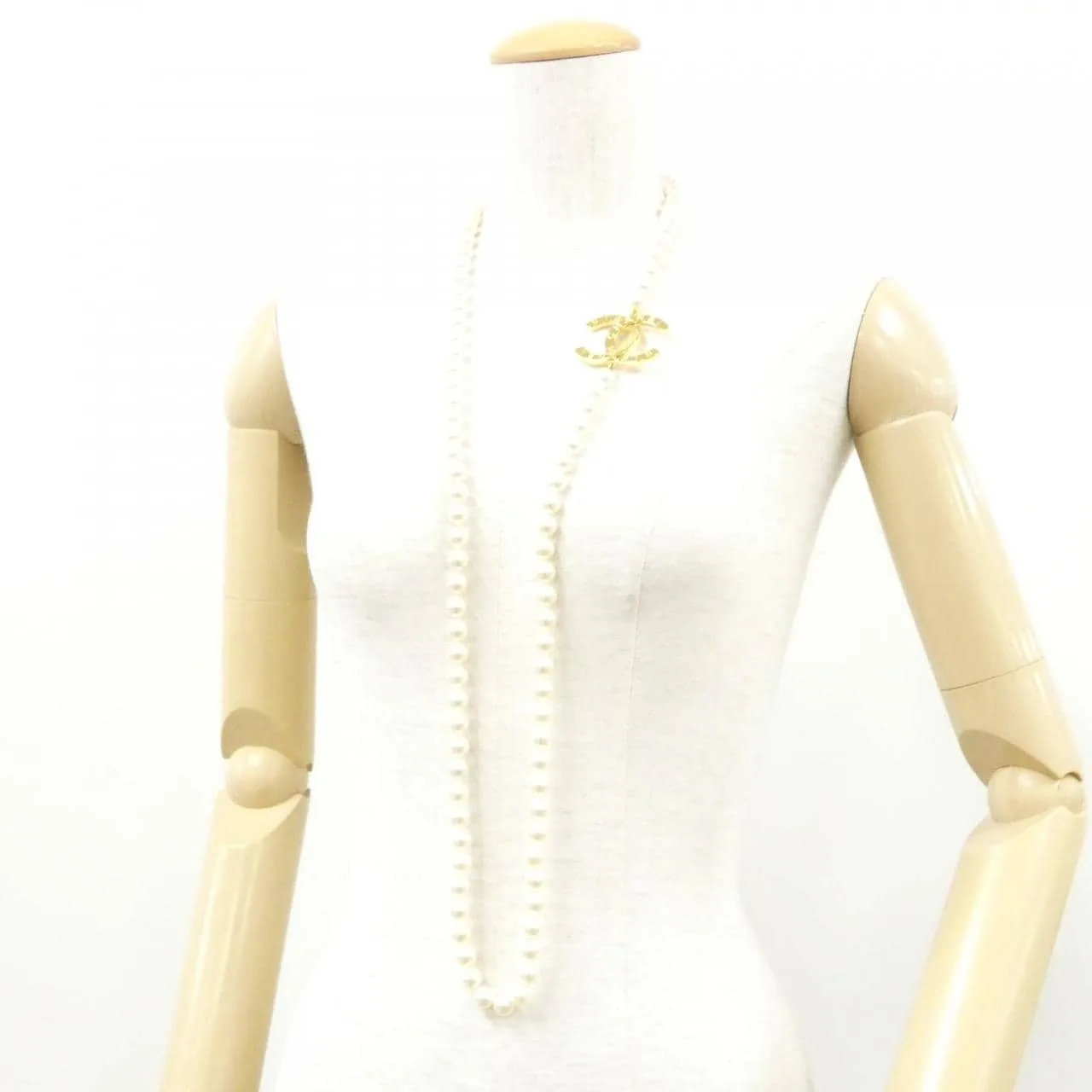 CHANEL Accessories White Rank A - Thumbnail 6