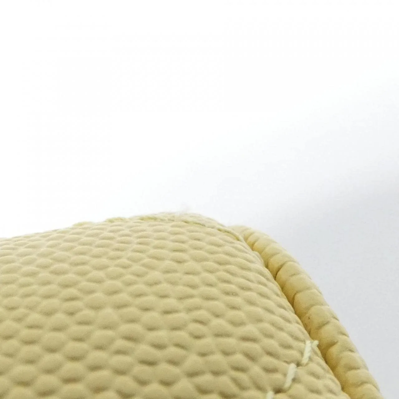 CHANEL AP4404 Handbag Grained Calfskin Yellow Grained Calfskin Rank A - Thumbnail 4