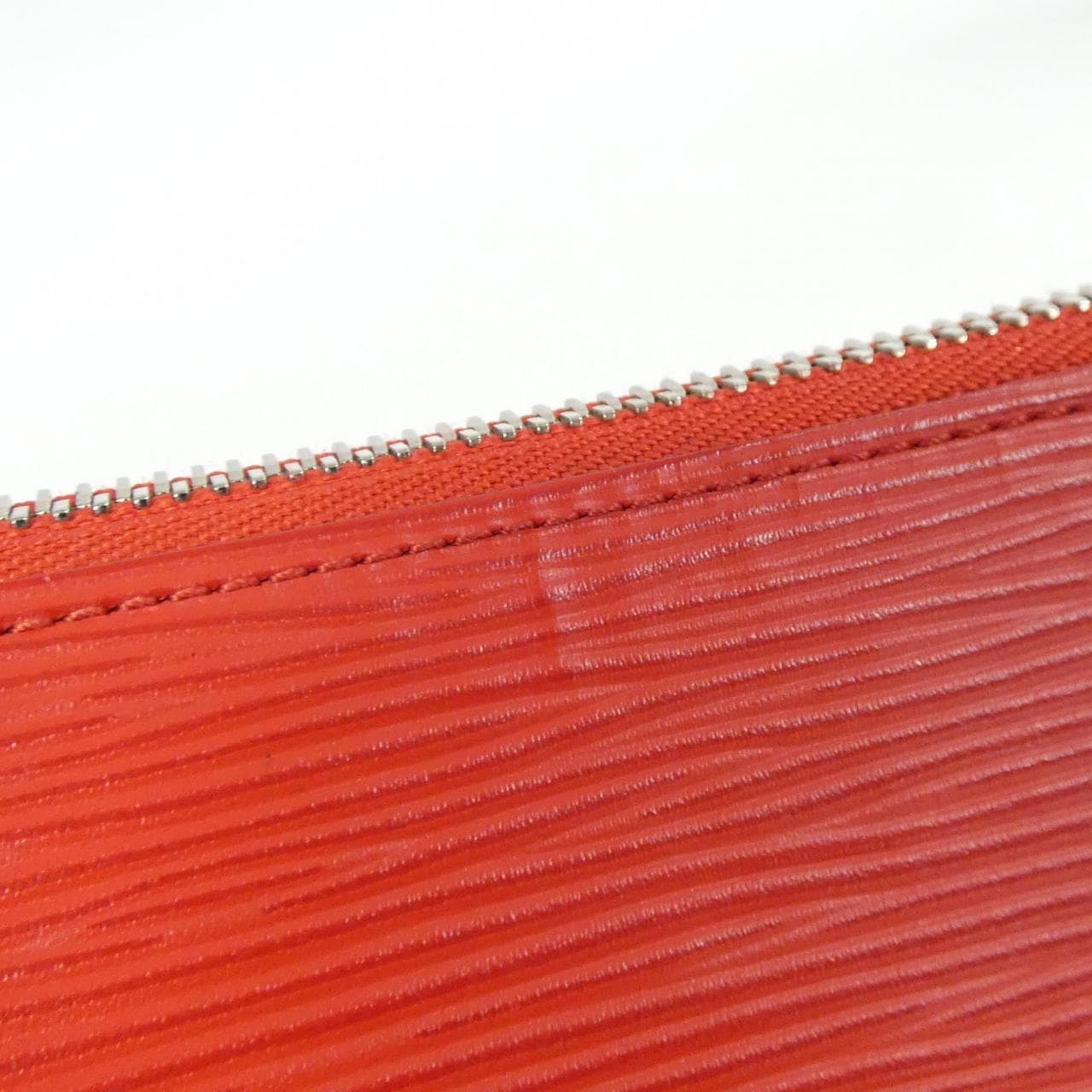 LOUIS VUITTON Pochette M67722 Handbag Epi Rouge Epi 中古品A - 縮圖 6