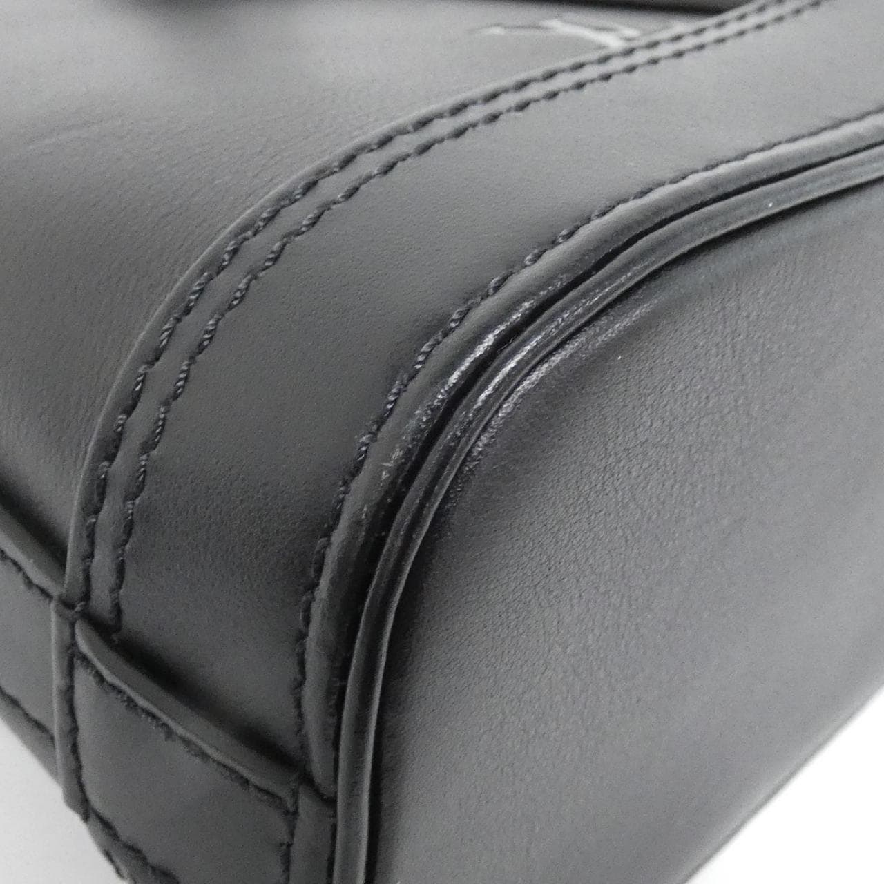 LOUIS VUITTON Alma M24529 Bag Black - Thumbnail 2