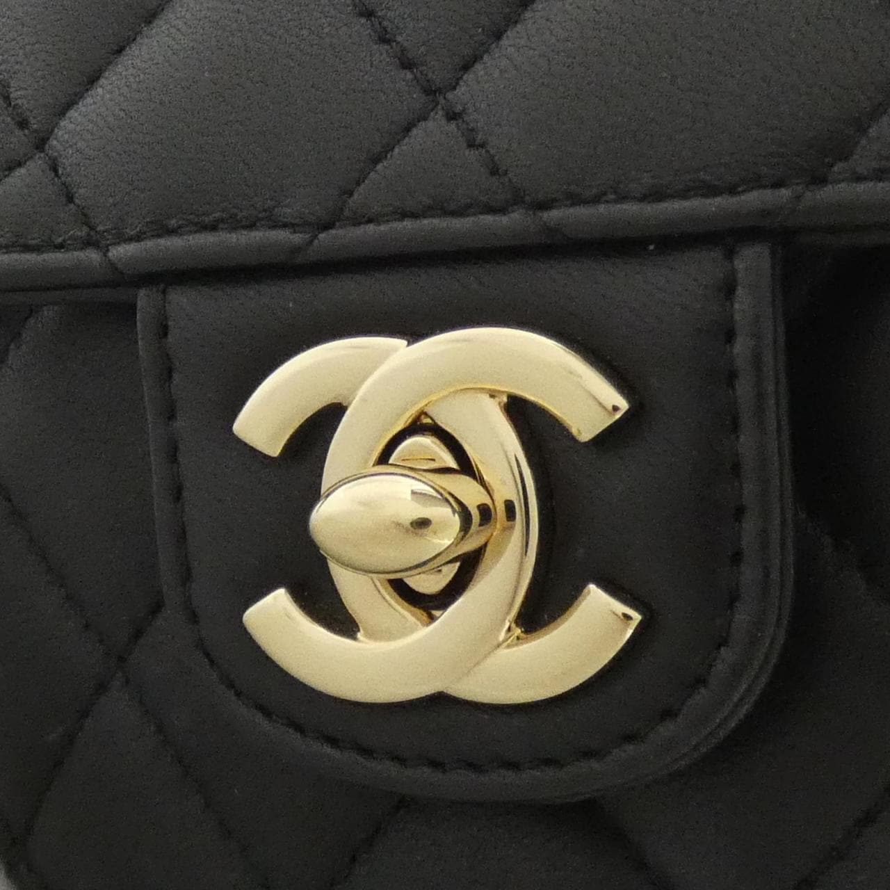 CHANEL Timeless Classic AP2784 Shoulder Lambskin Black Lambskin - Thumbnail 4